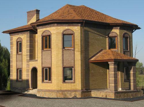 Харьковская обл., Харьковский район, пгт Бабаи, Цветочная ул., 1