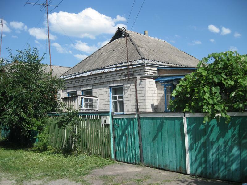 Київська обл., Бориспільський район, м. Переяслав, Парковая вул., 8