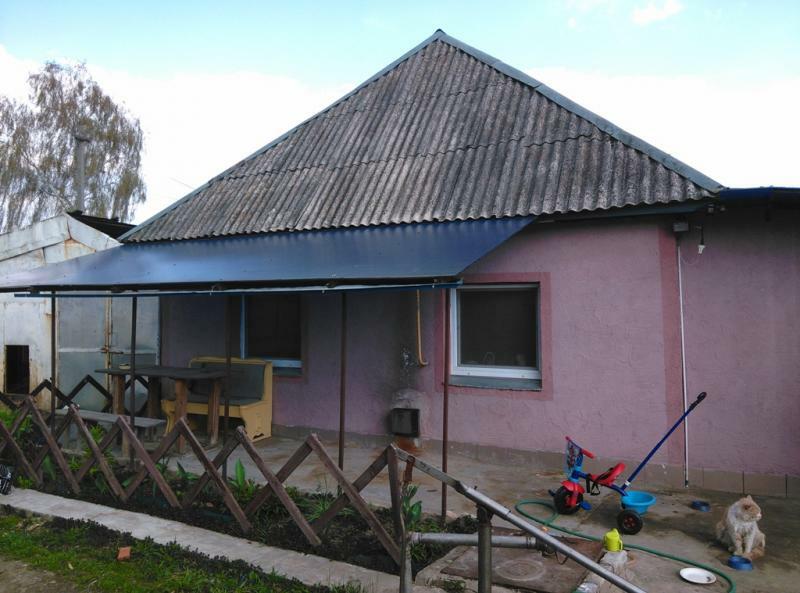 Киевская обл., Броварской район, с. Покровское, Жовтнева ул., 16