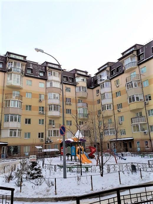 Київ, Івана Дьяченко вул., 20