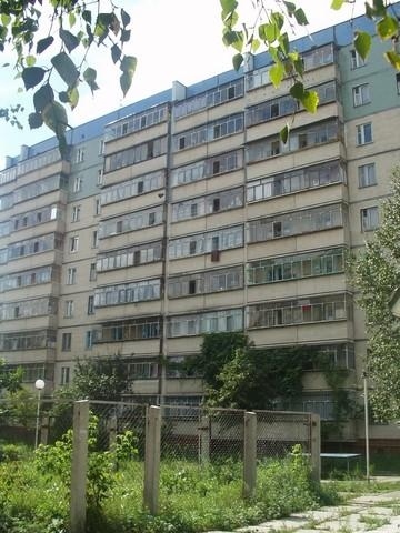 Київ, Путивльська вул., 40