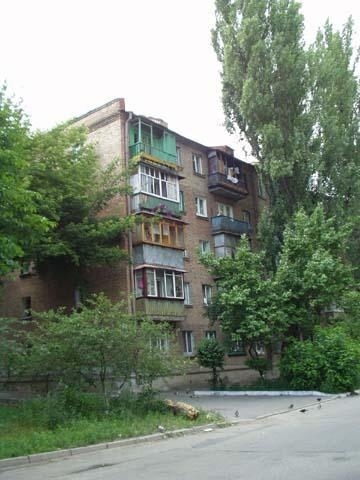 Киев, Бурмистенко ул., 13