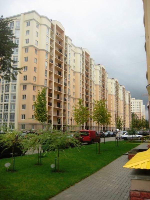 Киевская обл., Киево-Святошинский район, с. Чайки, Валерия Лобановского ул., 21 К2