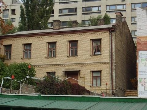 Київ, Дмитрівська вул., 78