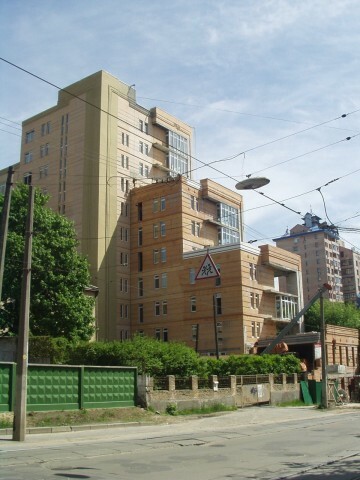 Продаж 4-кімнатної квартири 199 м², Дмитрівська вул., 76