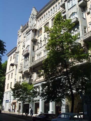 Аренда 3-комнатной квартиры 103 м², Заньковецкой ул., 6