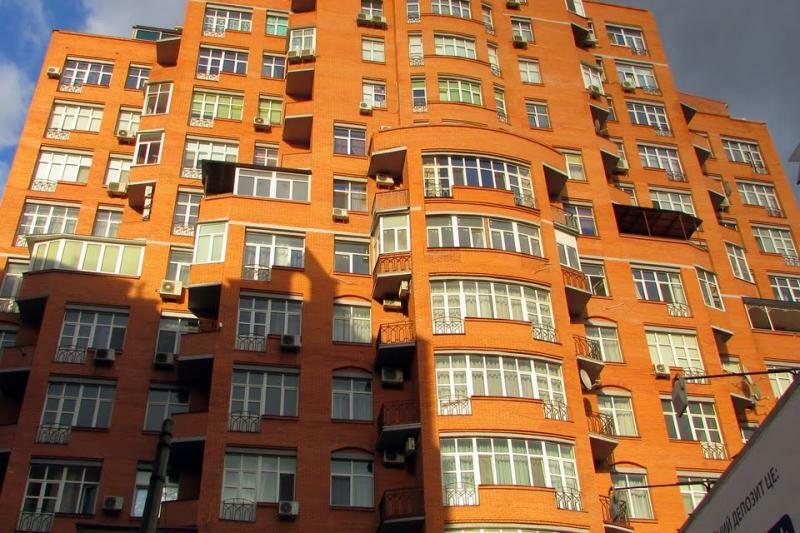 Киев, Дмитриевская ул., 64/66