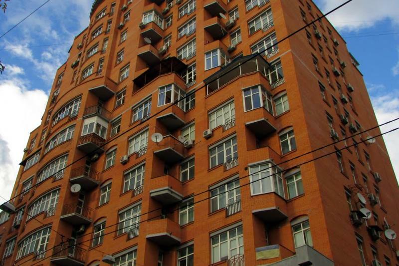 Киев, Дмитриевская ул., 64/66