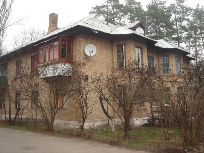 Київ, Дніпроводська вул., 9/2