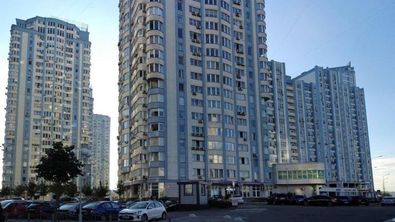 Аренда 1-комнатной квартиры 49 м², Днепровская наб., 26