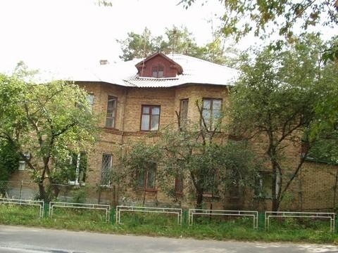 Киев, Днепроводская ул., 2