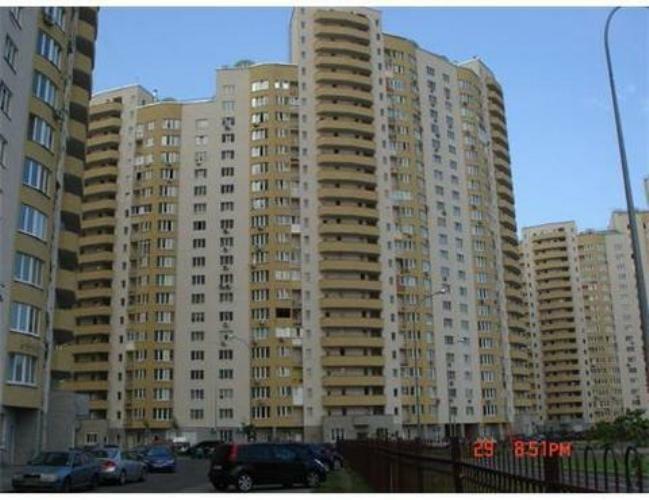 Продаж 2-кімнатної квартири 62 м², Дніпровська наб., 16