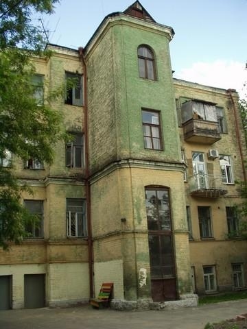 Киев, Дмитриевская ул., 23Б