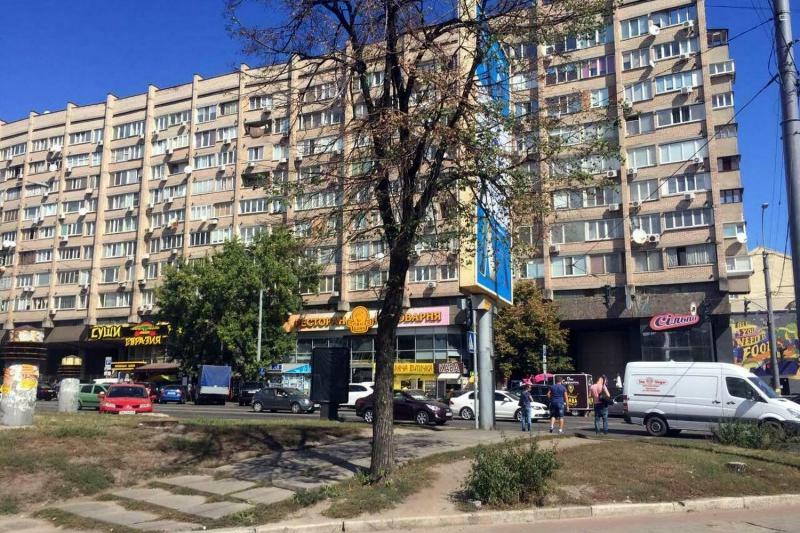 Киев, Дмитриевская ул., 2