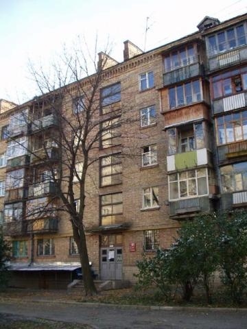 Київ, Дегтярівська вул., 26