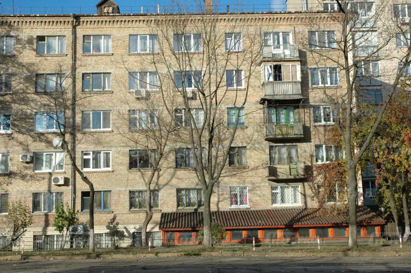 Київ, Дегтярівська вул., 26