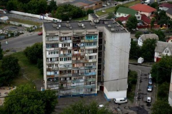 Київ, Гродненська вул., 29