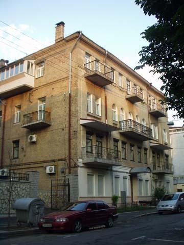 Киев, Дарвина ул., 3