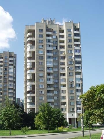 Продажа 3-комнатной квартиры 100 м², Дарницкий бул., 3