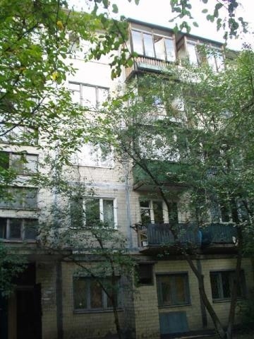 Київ, Івана Виговського вул., 20А