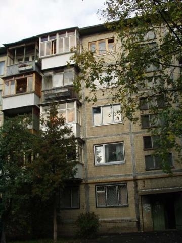 Київ, Івана Виговського вул., 20Г