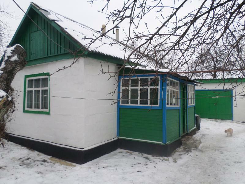 Луганская обл., Меловский район, пгт Меловое, Железнодорожная ул., 26