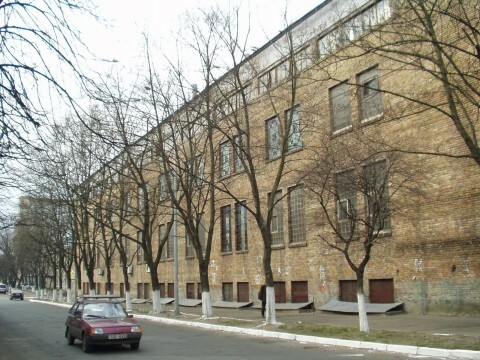 Київ, Машинобудівна вул., 42