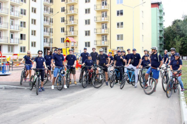 Сотрудники «Укрбуда» организовали спортивно-благотворительный велопробег