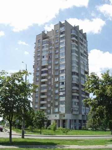 Киев, Дарницкий бул., 1