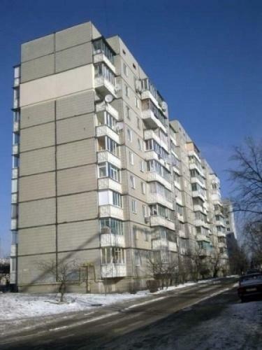 Продаж 3-кімнатної квартири 74 м², Двінська вул., 4