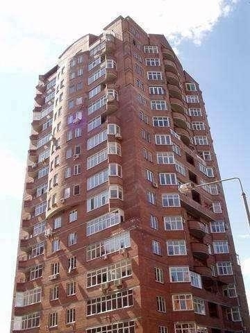 Киев, Дмитриевская ул., 17А