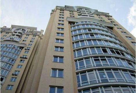 Киев, Дмитриевская ул., 80