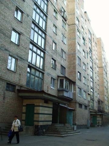 Київ, Марії Капніст вул., 10А