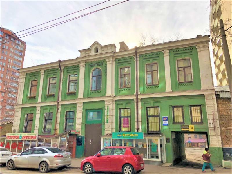 Киев, Дмитриевская ул., 25