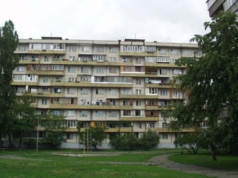 Продажа 3-комнатной квартиры 65 м², Днепровская наб., 9А