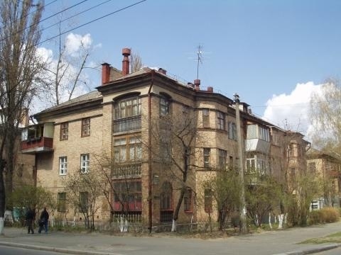 Киев, Донецкая ул., 20/1