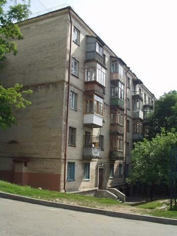 Киев, Дружбы Народов бул., 30/1