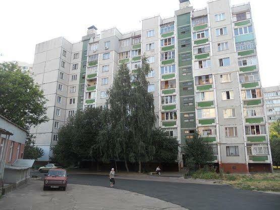 Чернигов, Вячеслава Черновола ул., 15
