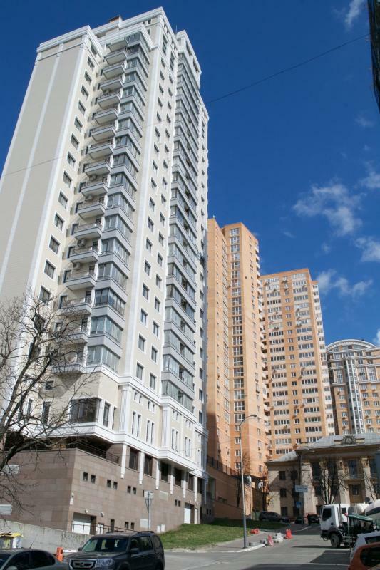 Київ, Ділова вул., 14а