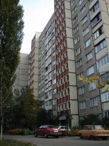 Продаж 3-кімнатної квартири 75 м², Героїв Дніпра вул., 22