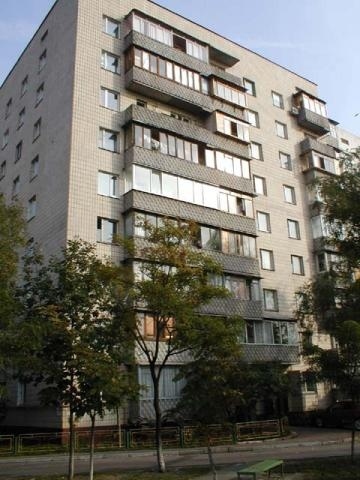 Киев, Героев Днепра ул., 12А