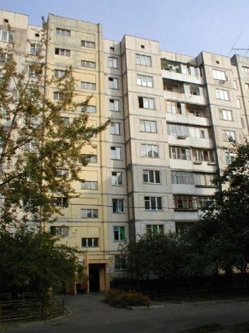 Київ, Героїв Дніпра вул., 20А