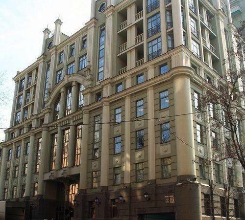 Киев, Гончарова ул., 35