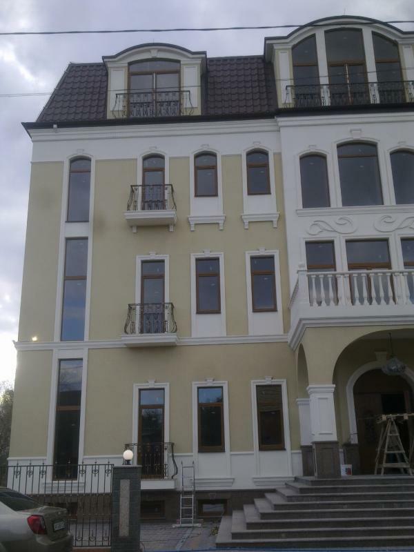 Киев, Никифора Дровняка ул., 7