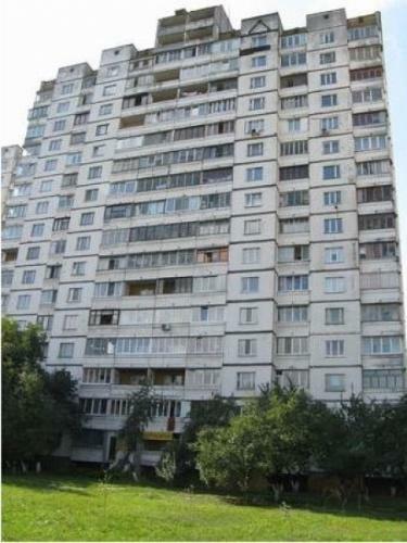 Продаж 3-кімнатної квартири 80 м², Героїв Космосу вул., 13