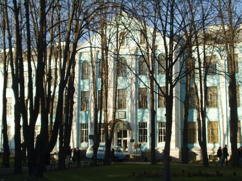 Киев, Героев Обороны ул., 17
