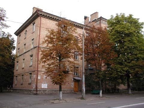 Київ, Героїв Севастополя вул., 20/1