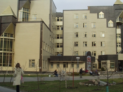 Київ, Вигурівський бул., 4