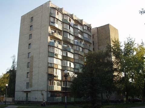 Київ, Вишгородська вул., 10