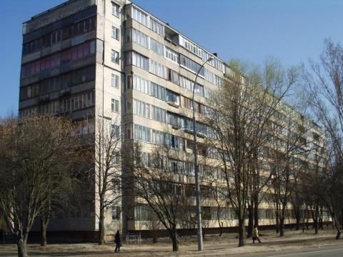 Продаж 2-кімнатної квартири 48 м², Волгоградська вул., 33